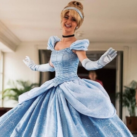 Déguisement princesse bleue grande taille femme – Déguisements cadeaux pas  chers, Boutique Arlequin
